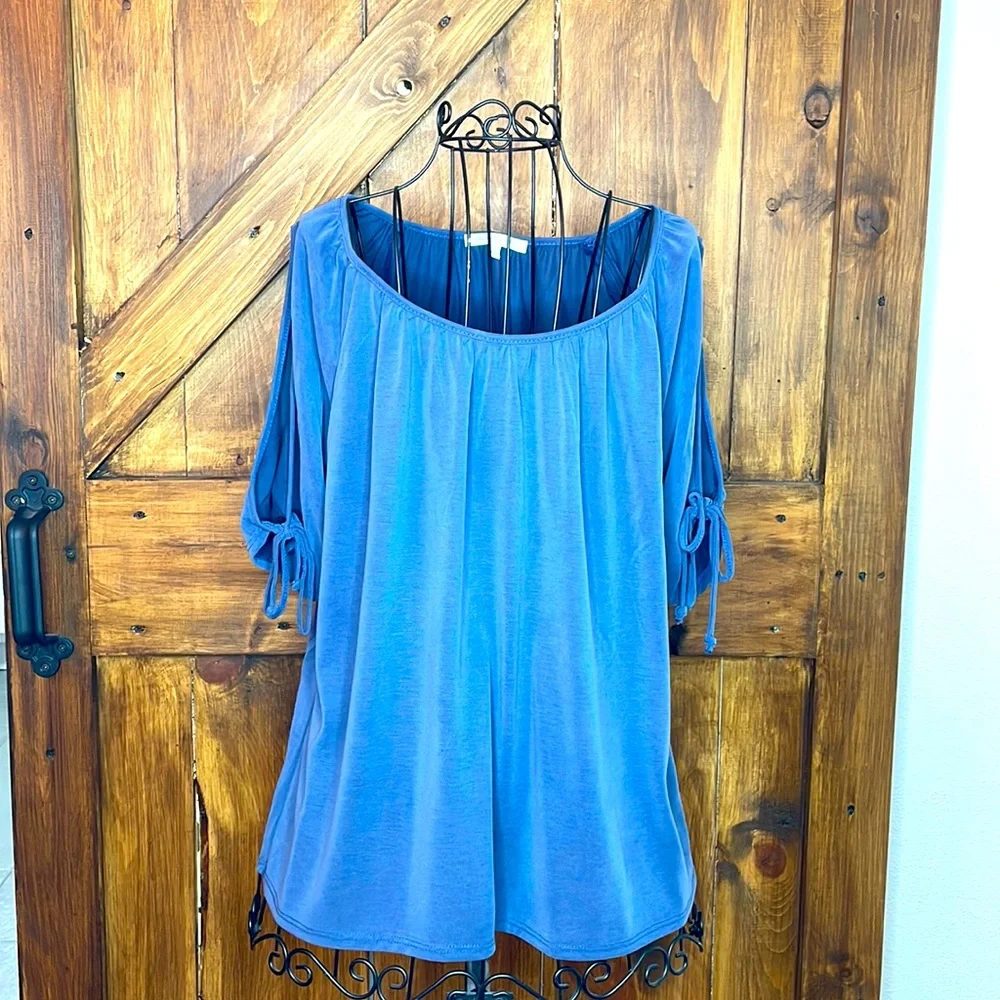Green Envelope Los Angeles Blue Blouse Small - Picture 1 of 4